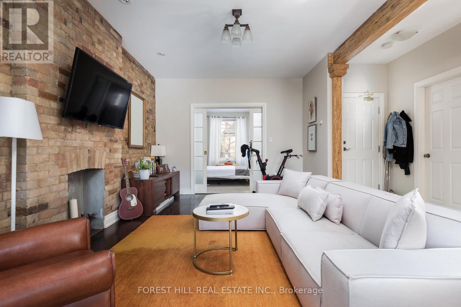 3 - 105 Balmoral Avenue, Toronto, Ontario  M4V 1J5 - Photo 4 - C12915044