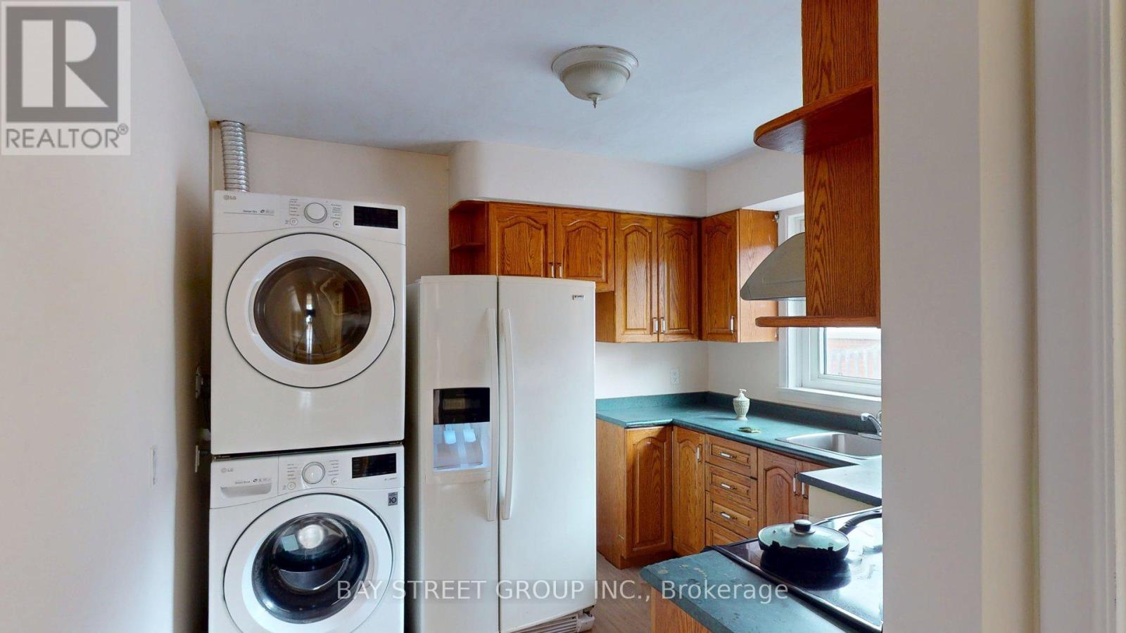 106 Wye Valley Road, Toronto, Ontario  M1P 2A8 - Photo 6 - E12914998