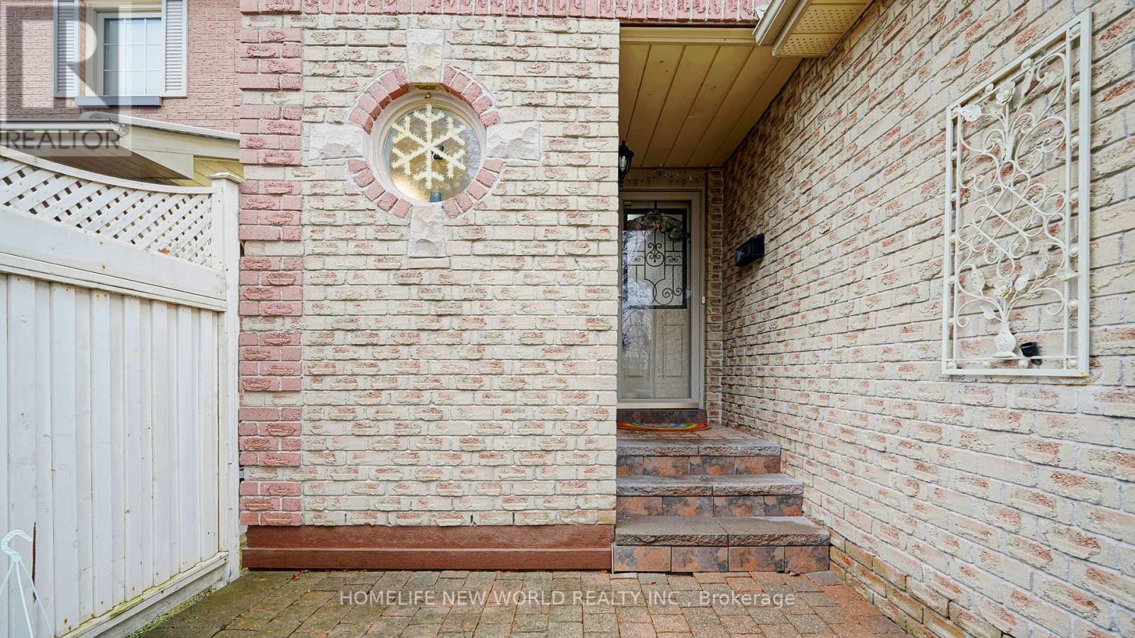 1608 Rawlings Drive, Pickering, Ontario  L1V 5B6 - Photo 3 - E12915034