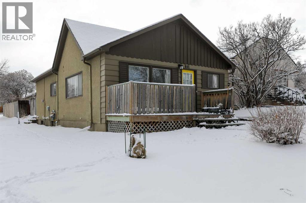 801 15 Street S, Lethbridge, Alberta  T1J 3A3 - Photo 3 - A2291888