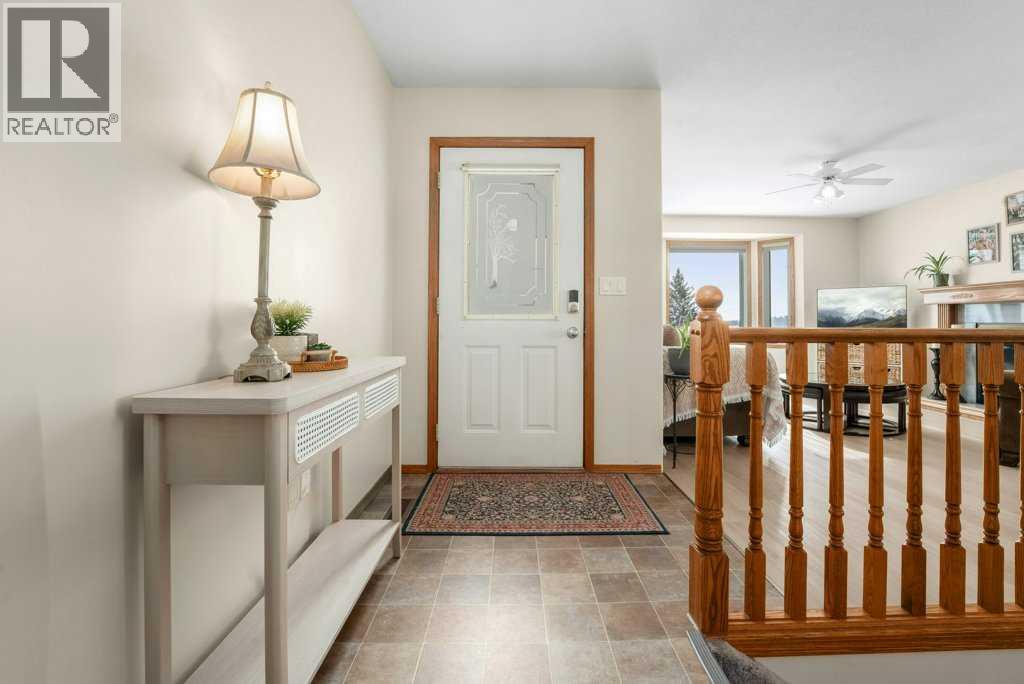 6418 55 Avenue, Ponoka, Alberta  T4J 1S2 - Photo 3 - A2289956