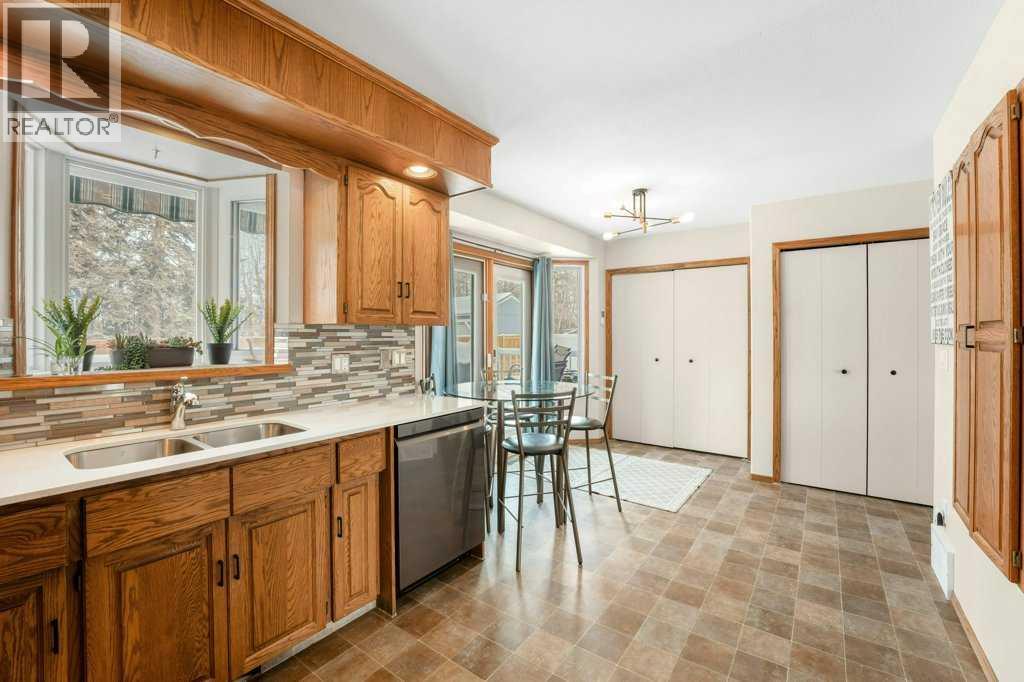 6418 55 Avenue, Ponoka, Alberta  T4J 1S2 - Photo 10 - A2289956