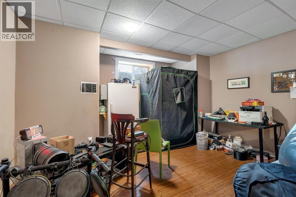 35 Cranleigh Drive Se, Calgary, Alberta  T3M 1G7 - Photo 22 - A2294804