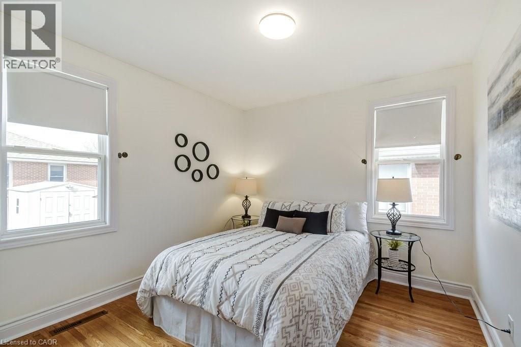 380 East 42nd Street, Hamilton, Ontario  L8T 3A7 - Photo 14 - 40811806