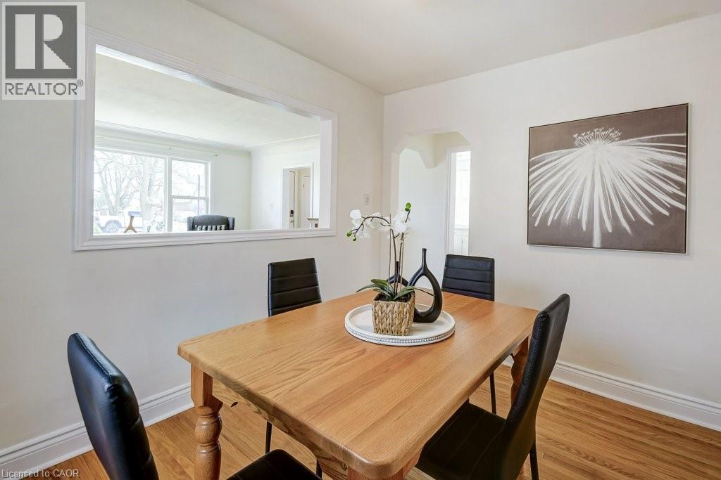 380 East 42nd Street, Hamilton, Ontario  L8T 3A7 - Photo 9 - 40811806