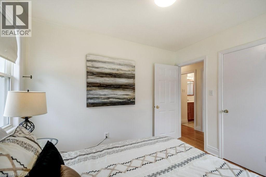 380 East 42nd Street, Hamilton, Ontario  L8T 3A7 - Photo 15 - 40811806