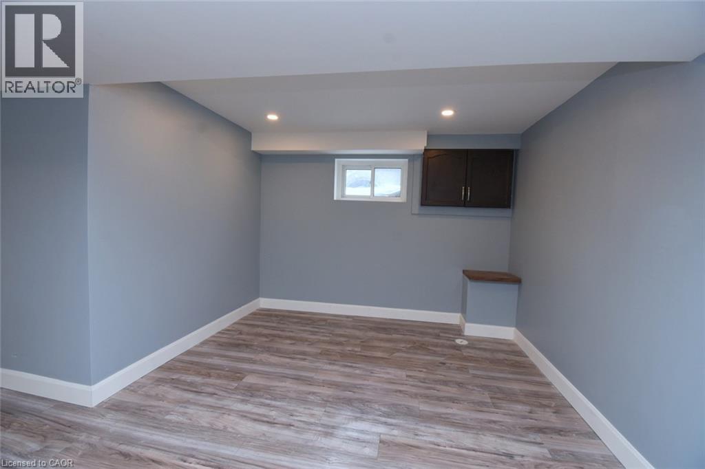 302 East 27th Street, Hamilton, Ontario  L8V 3G6 - Photo 21 - 40814530