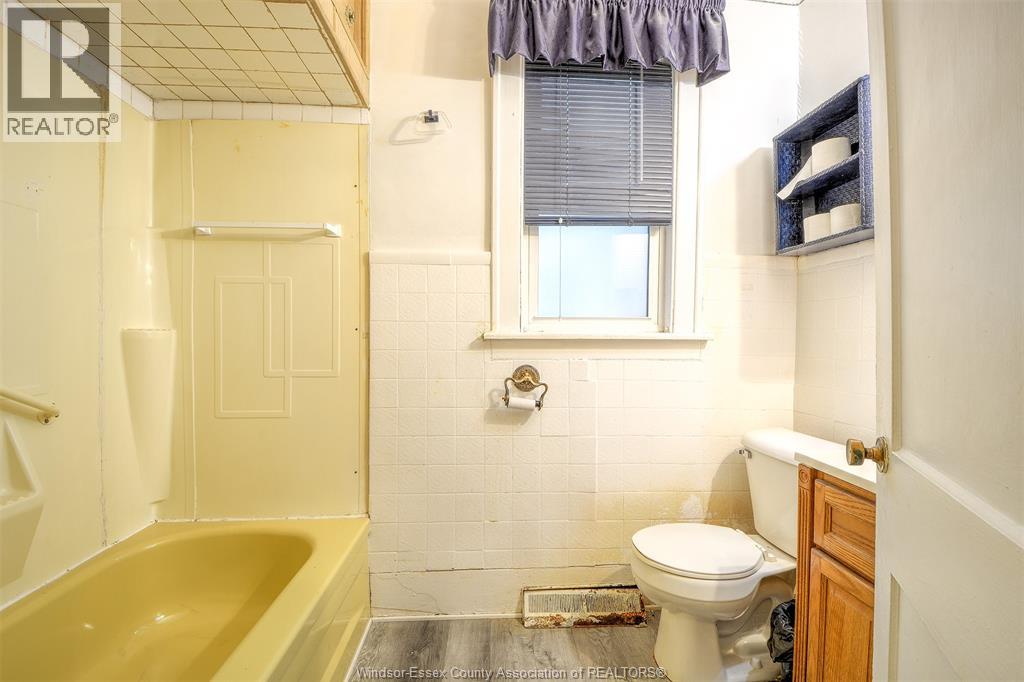 543-545 Giles Boulevard East, Windsor, Ontario  N9A 4E1 - Photo 14 - 26006089