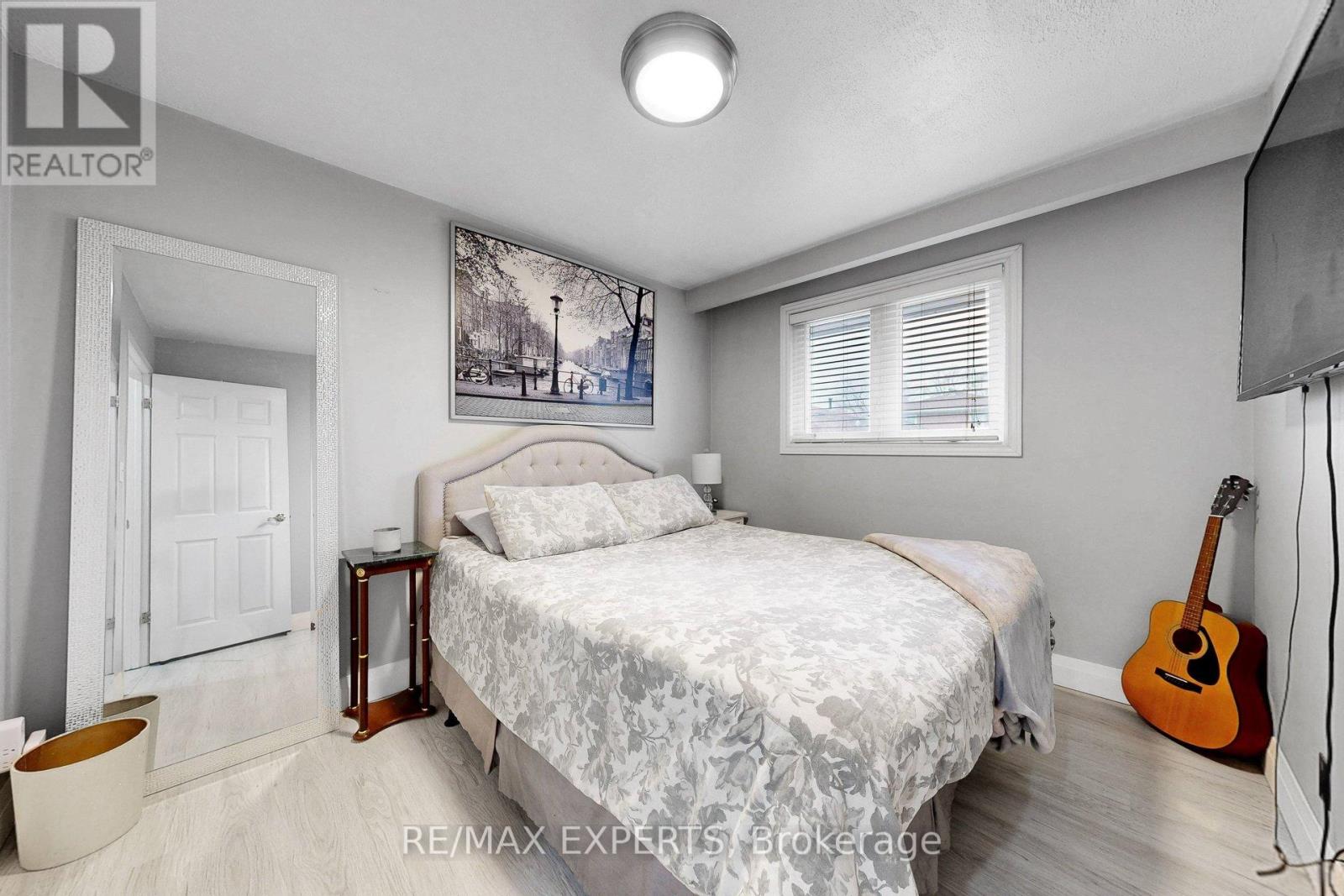 1149 Shadeland Drive, Mississauga, Ontario  L5C 1P2 - Photo 29 - W12914916