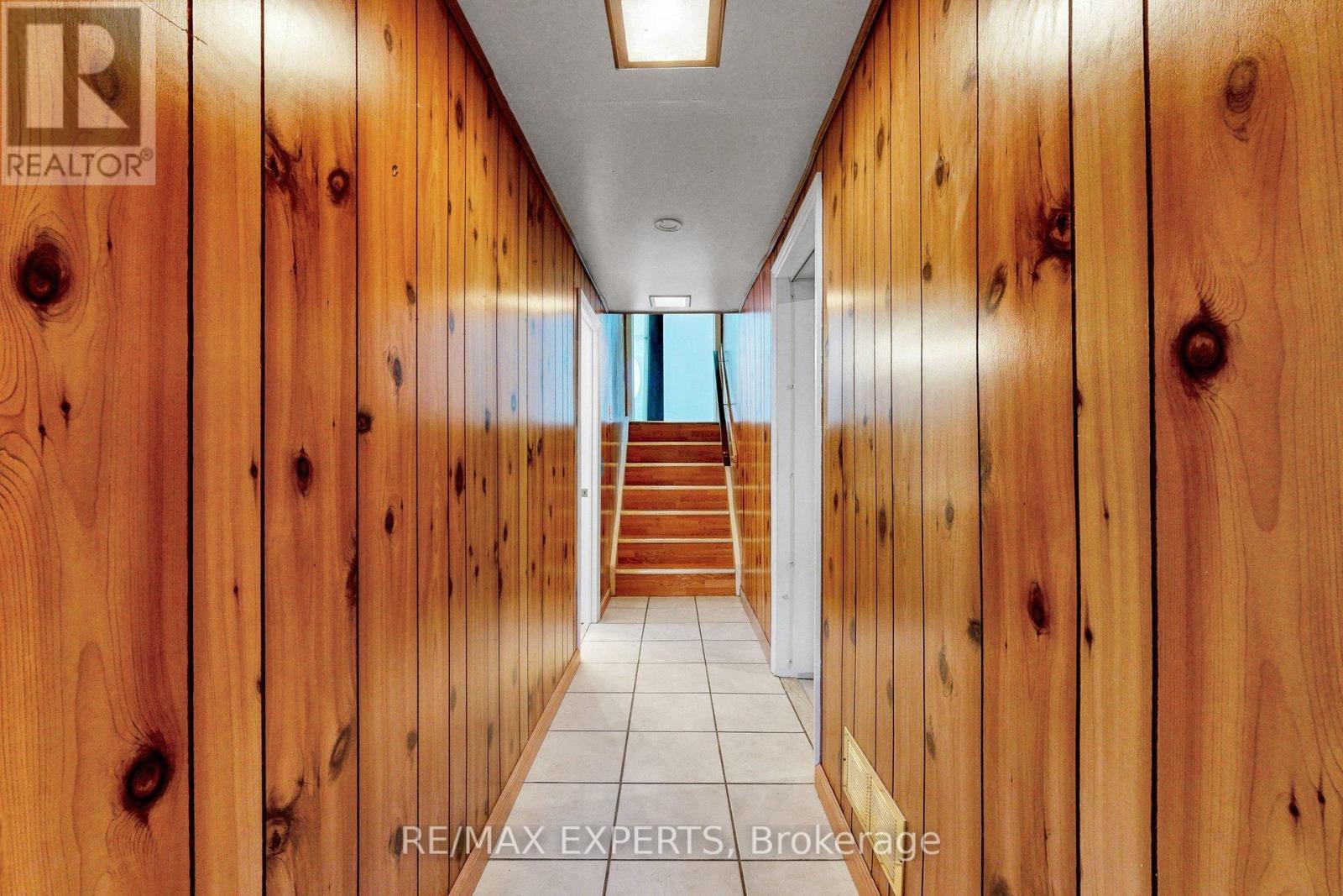 1149 Shadeland Drive, Mississauga, Ontario  L5C 1P2 - Photo 33 - W12914916