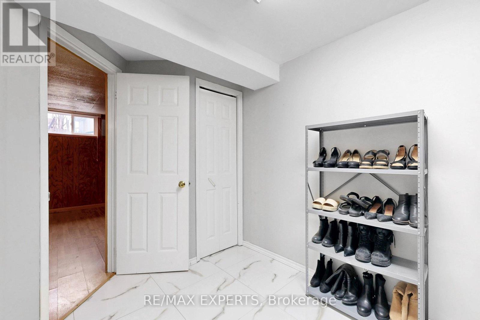 1149 Shadeland Drive, Mississauga, Ontario  L5C 1P2 - Photo 40 - W12914916