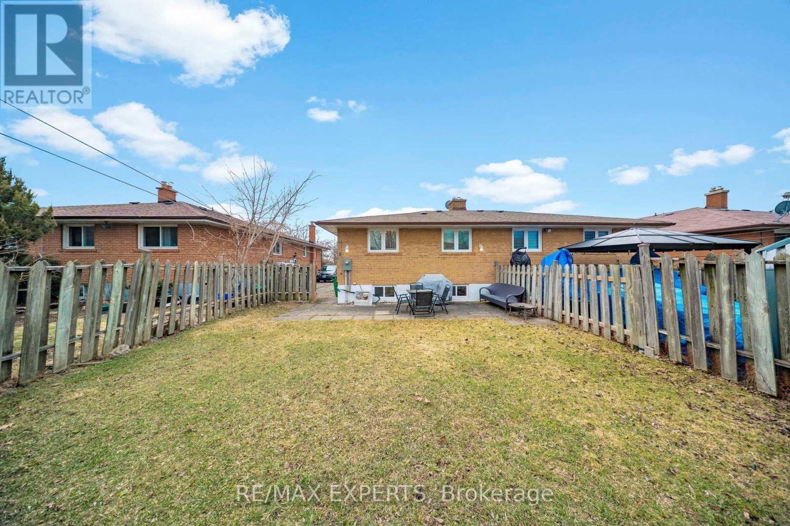 1149 Shadeland Drive, Mississauga, Ontario  L5C 1P2 - Photo 44 - W12914916