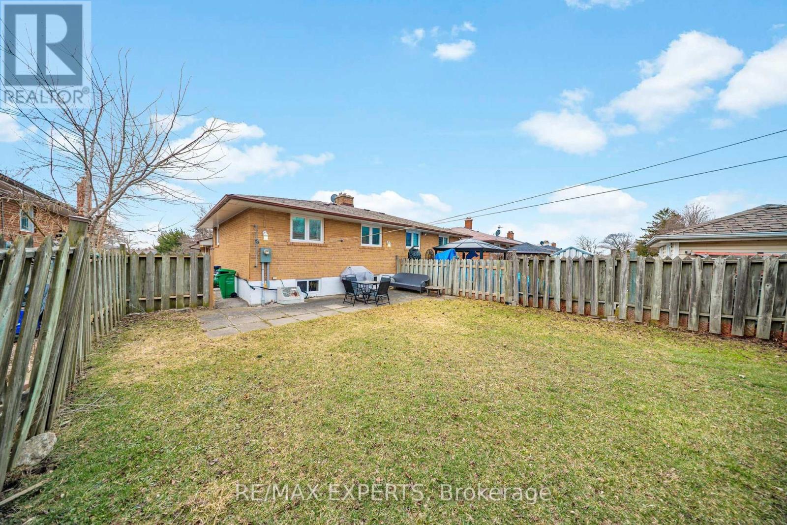 1149 Shadeland Drive, Mississauga, Ontario  L5C 1P2 - Photo 50 - W12914916