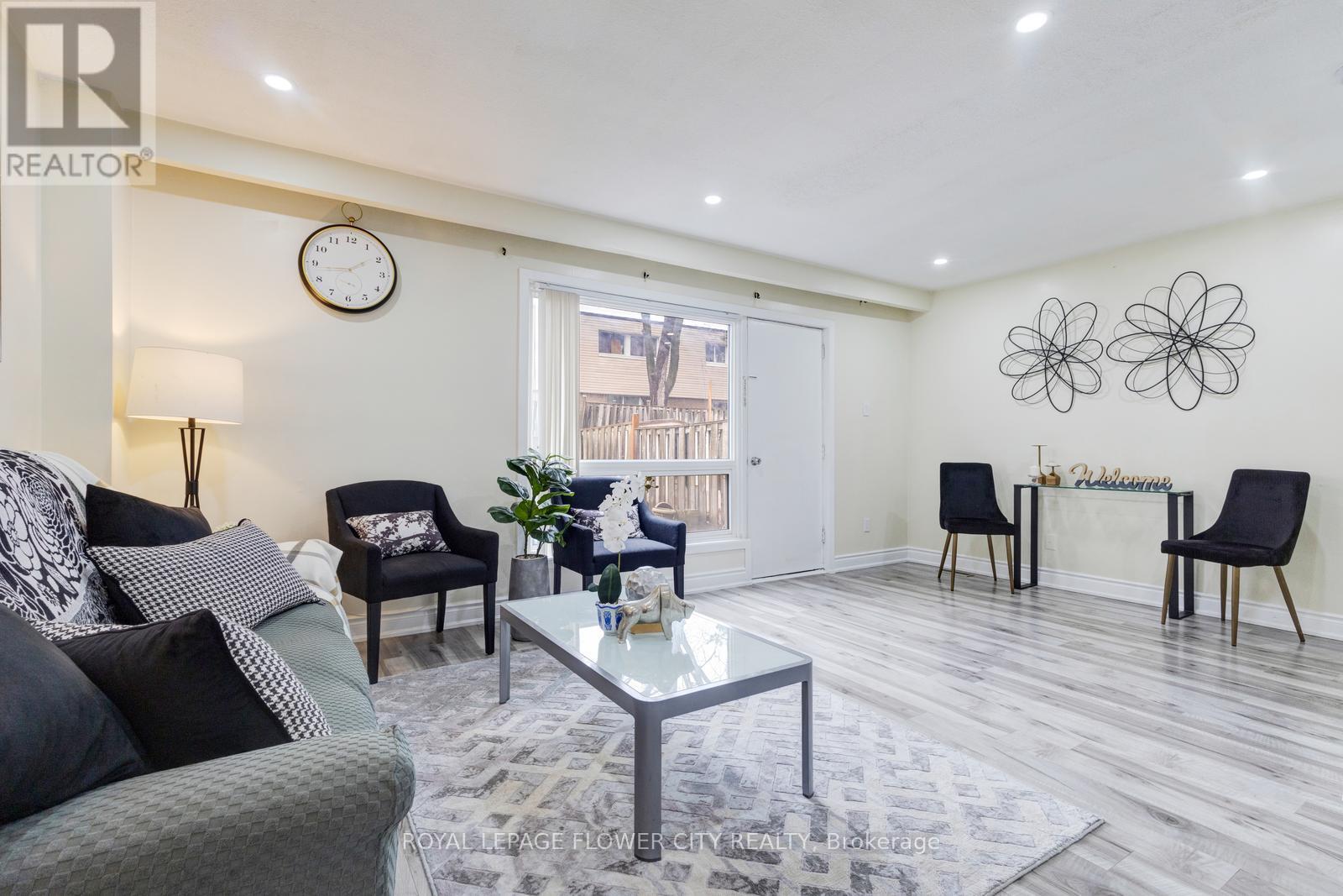 19 - 435 Silverstone Drive, Toronto, Ontario  M9V 3K7 - Photo 13 - W12914922