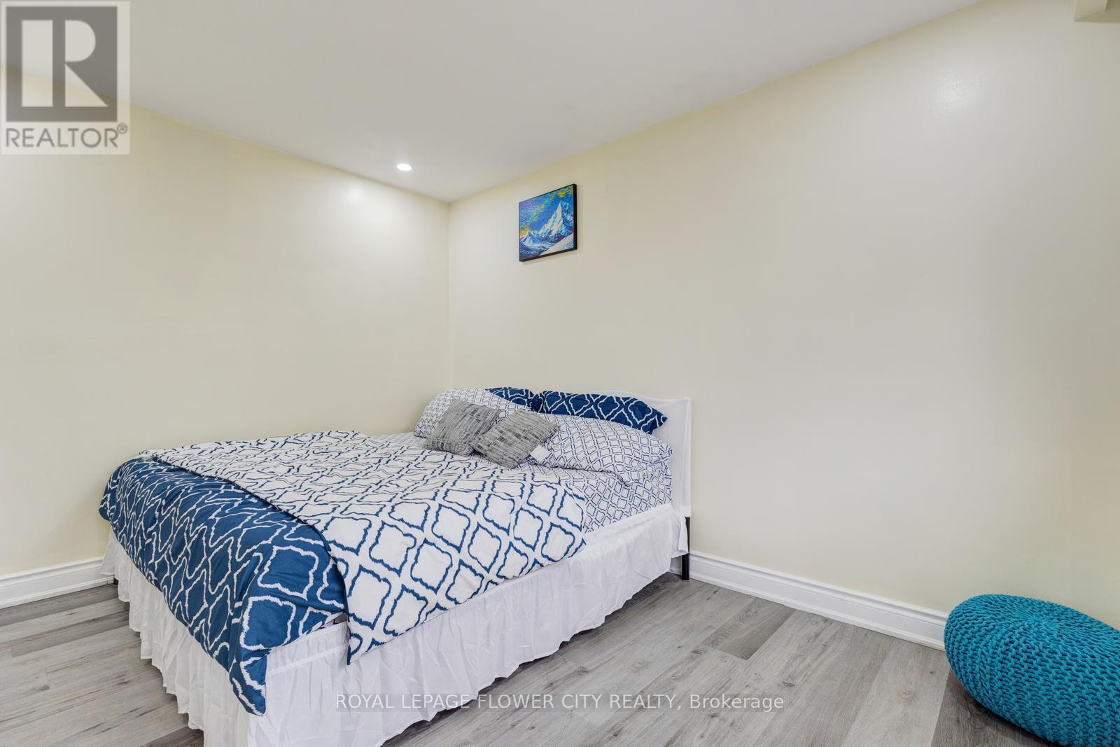 19 - 435 Silverstone Drive, Toronto, Ontario  M9V 3K7 - Photo 23 - W12914922