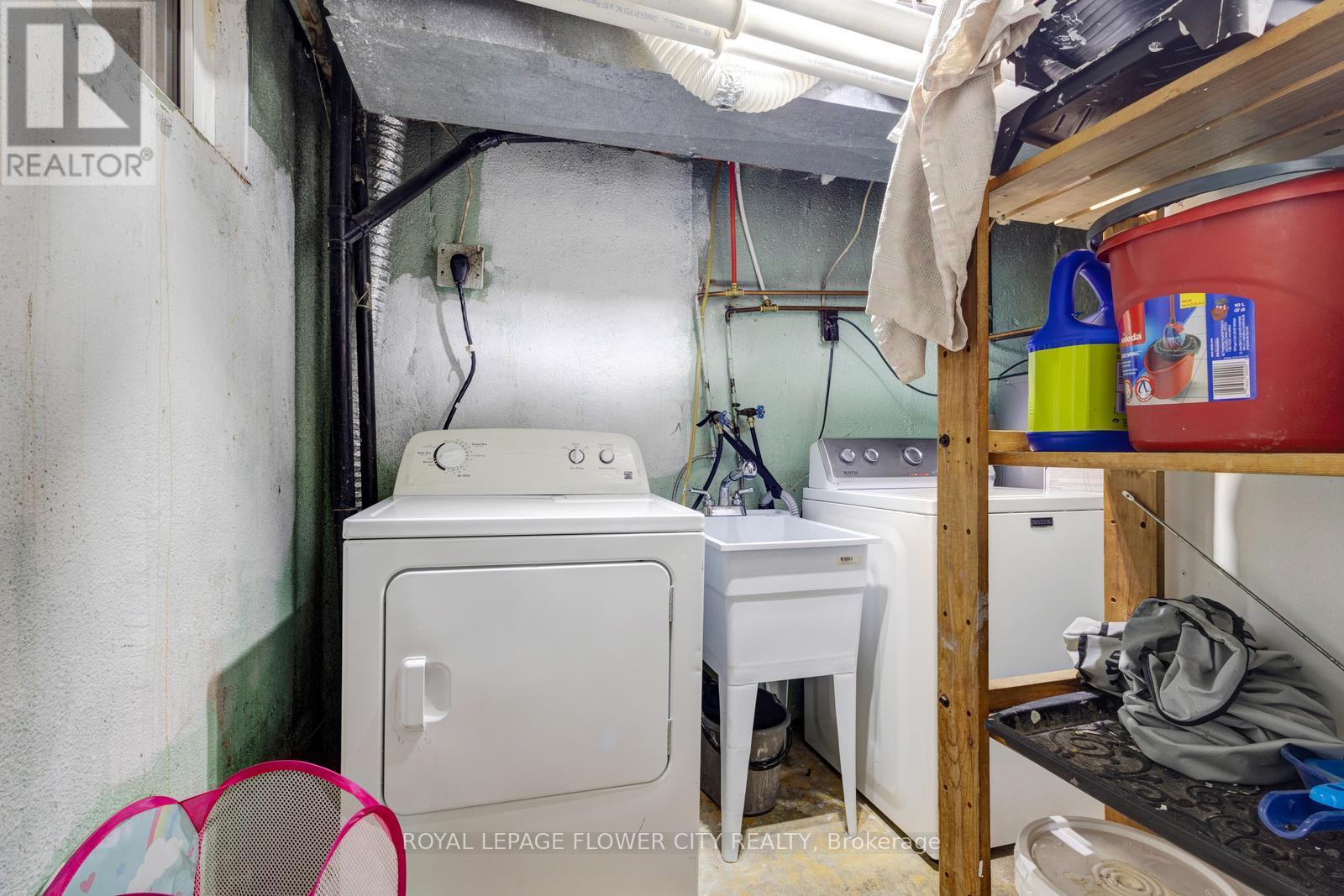 19 - 435 Silverstone Drive, Toronto, Ontario  M9V 3K7 - Photo 45 - W12914922