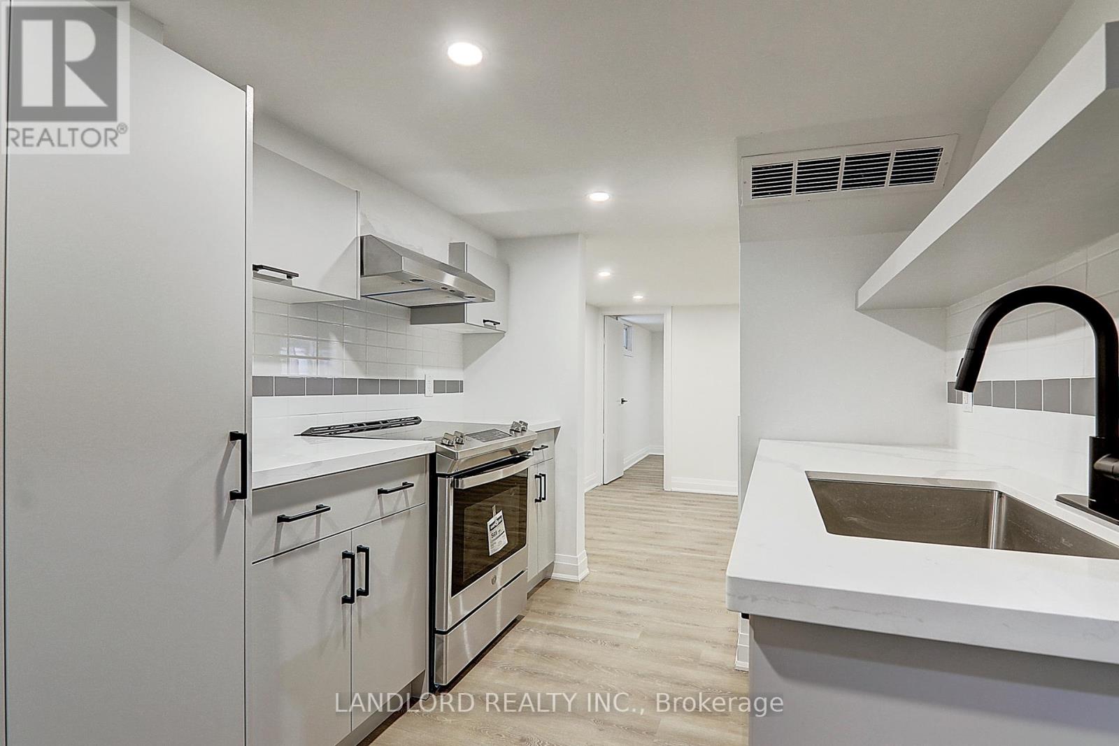 Lower - 130 Lambton Avenue, Toronto, Ontario  M6N 2S9 - Photo 2 - W12914954