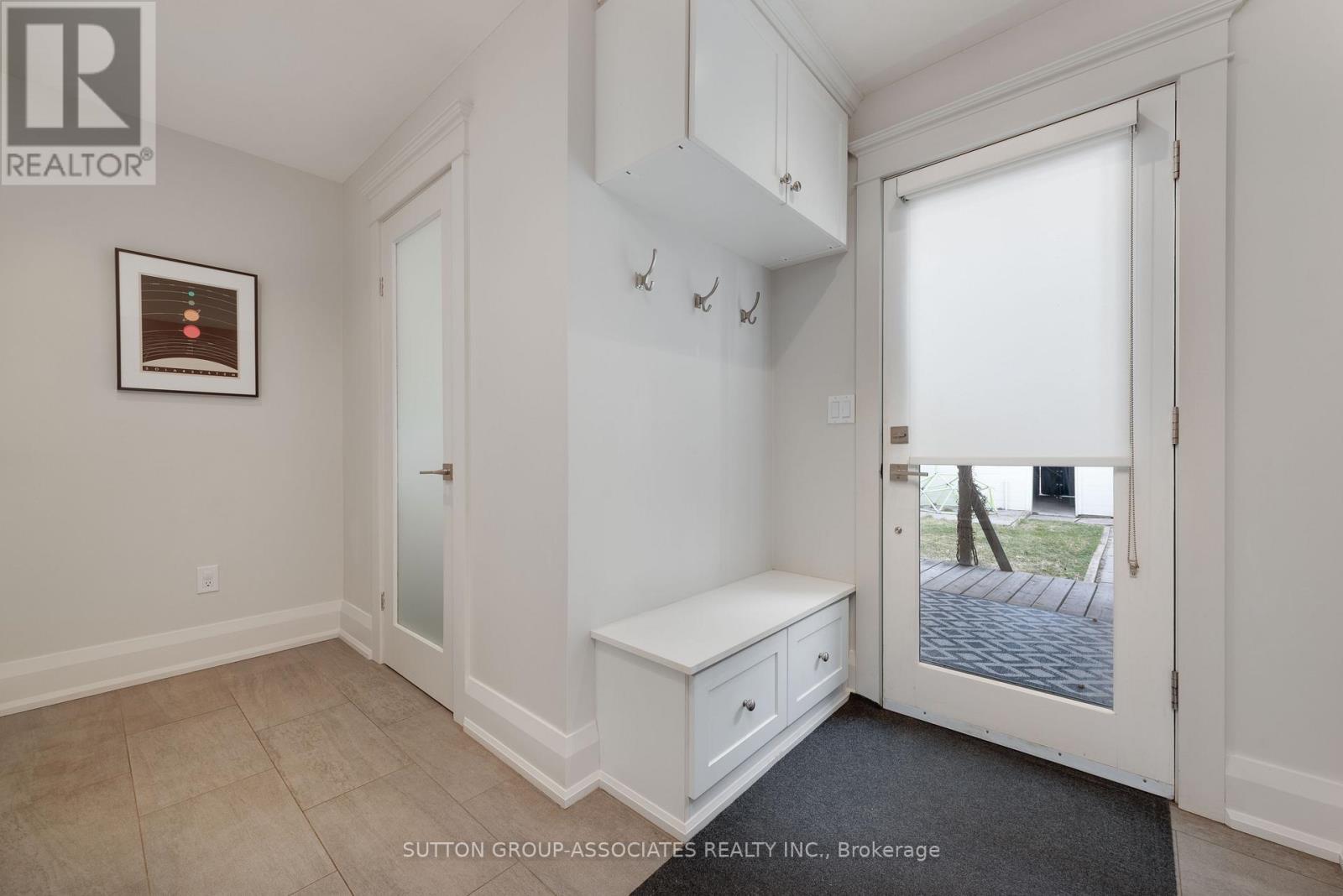 1031 St Clarens Avenue, Toronto, Ontario  M6H 3X8 - Photo 14 - W12915008