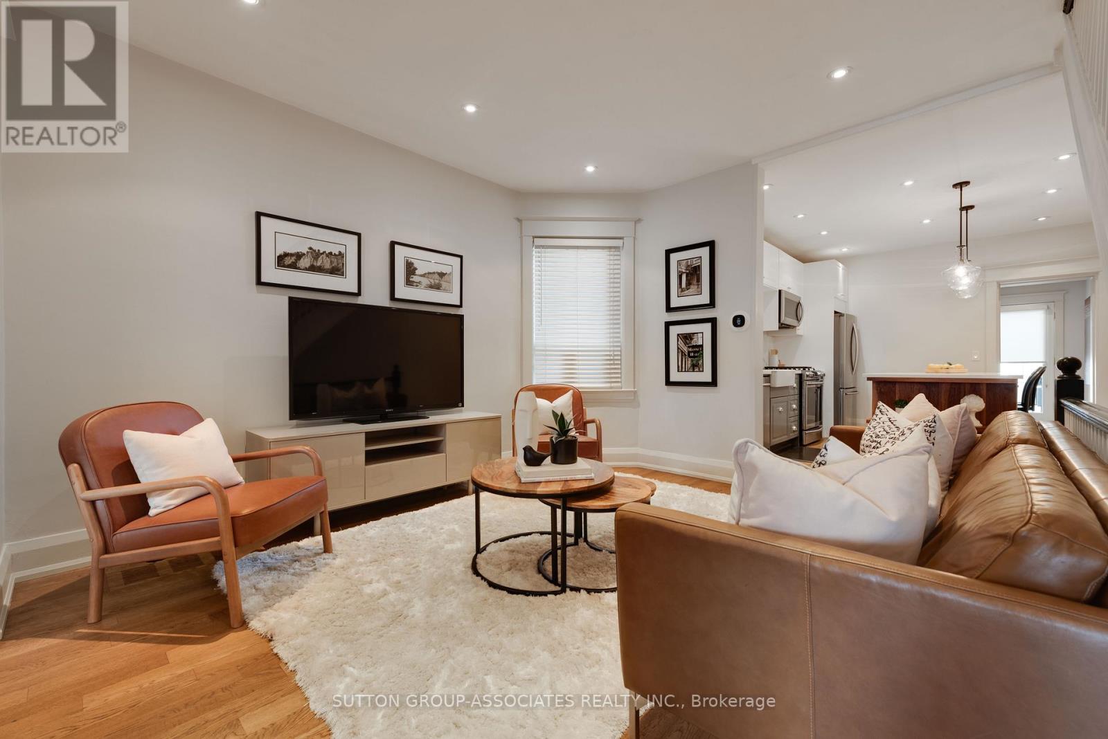 1031 St Clarens Avenue, Toronto, Ontario  M6H 3X8 - Photo 7 - W12915008