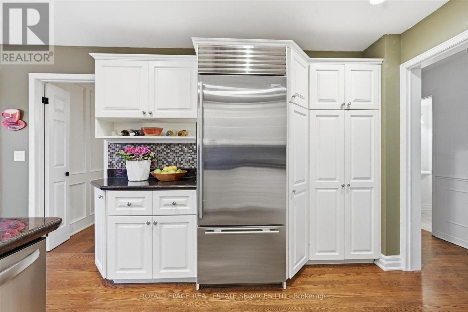 1100 Oakery Woods Place, Oakville, Ontario  L6M 2C1 - Photo 14 - W12915012