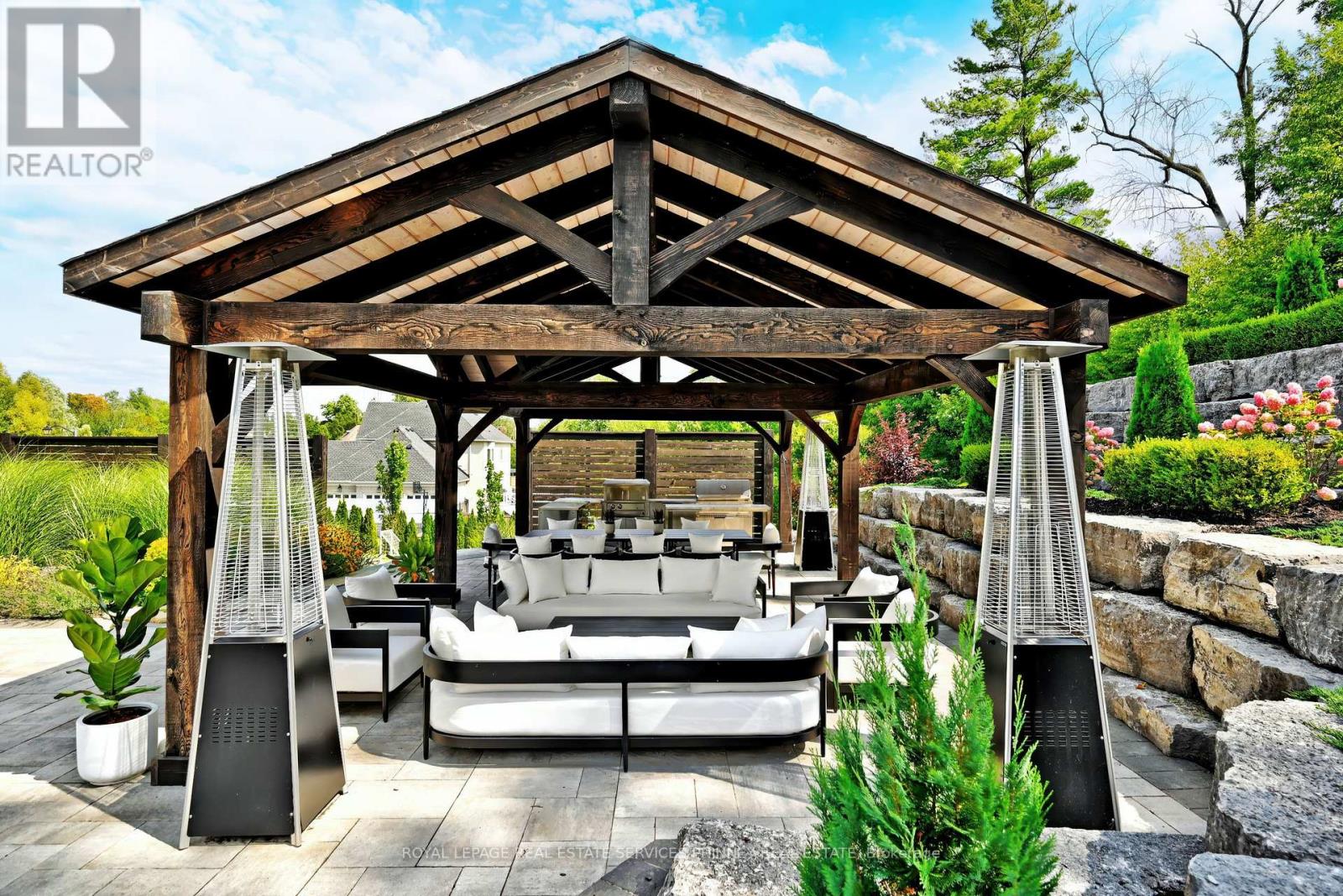 197 Nottingham Forest Road, Bradford West Gwillimbury, Ontario  L3Z 0H2 - Photo 38 - N12784608