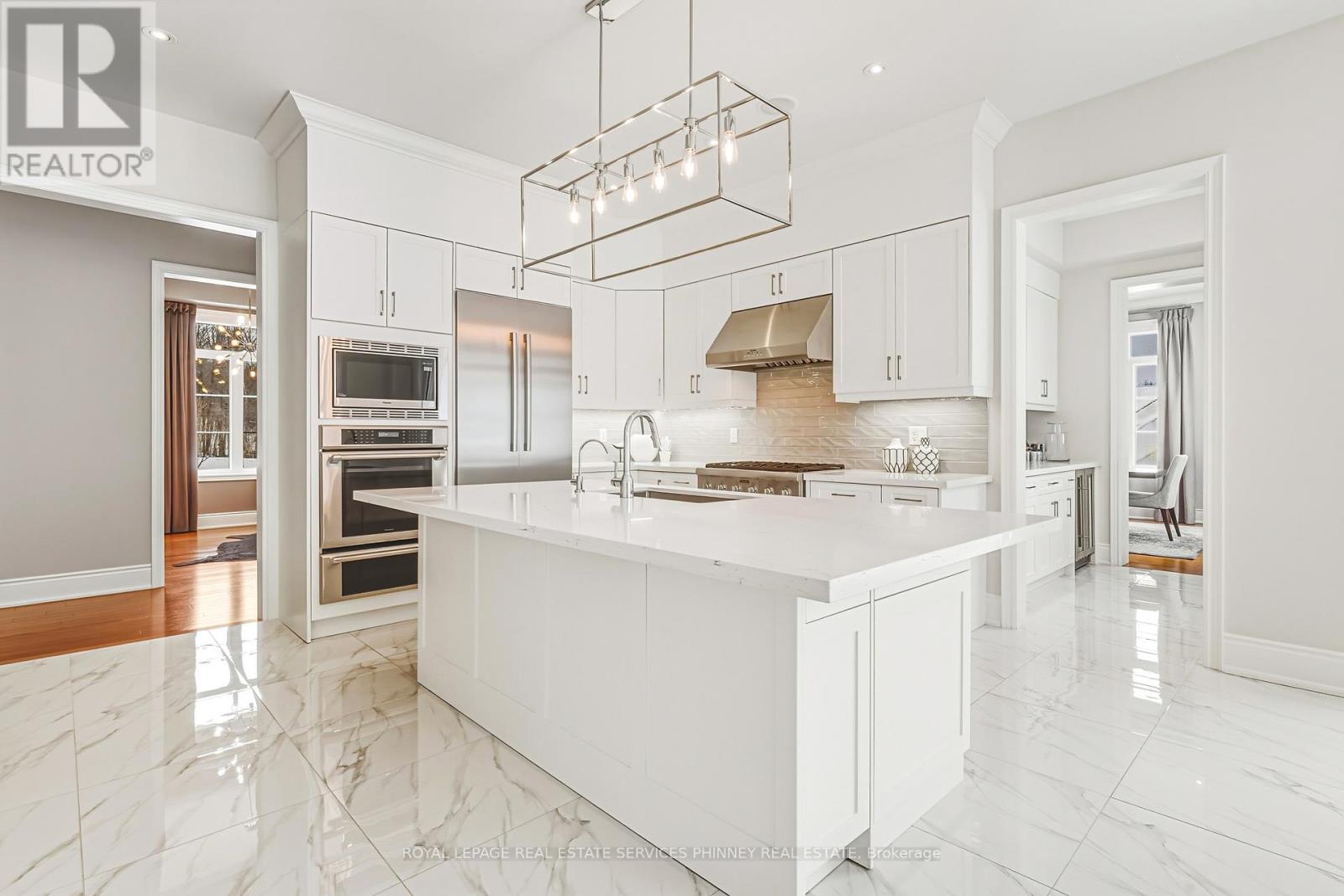 197 Nottingham Forest Road, Bradford West Gwillimbury, Ontario  L3Z 0H2 - Photo 6 - N12784608