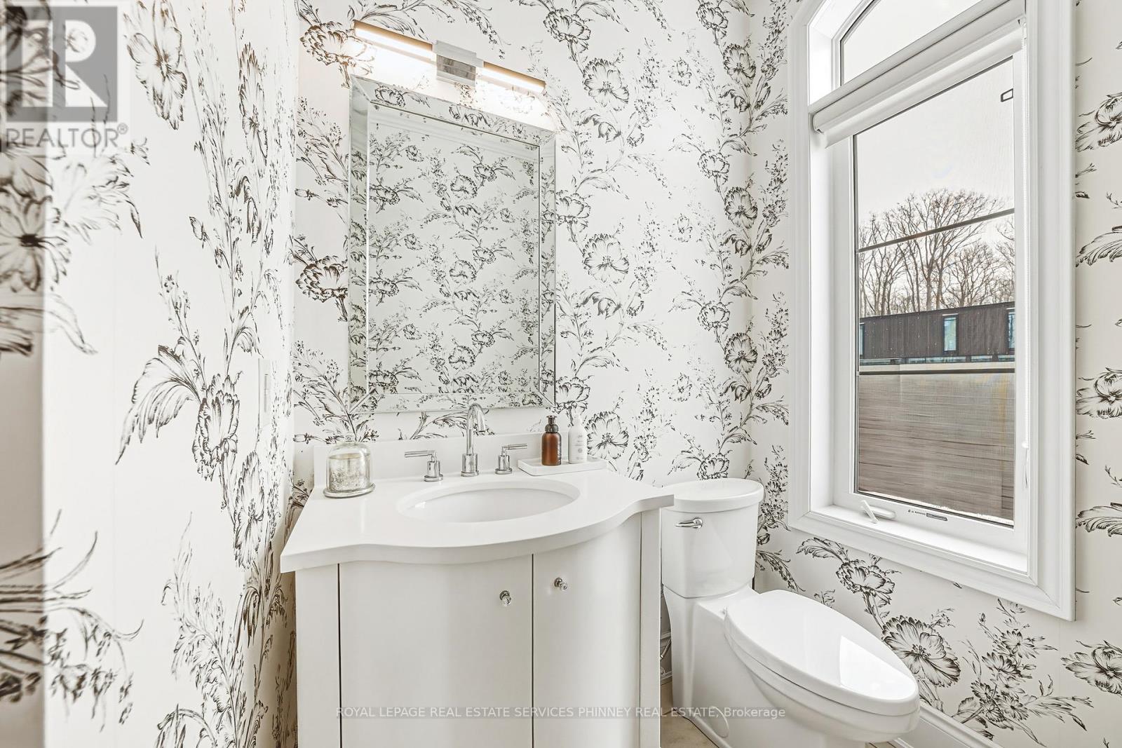 197 Nottingham Forest Road, Bradford West Gwillimbury, Ontario  L3Z 0H2 - Photo 15 - N12784608