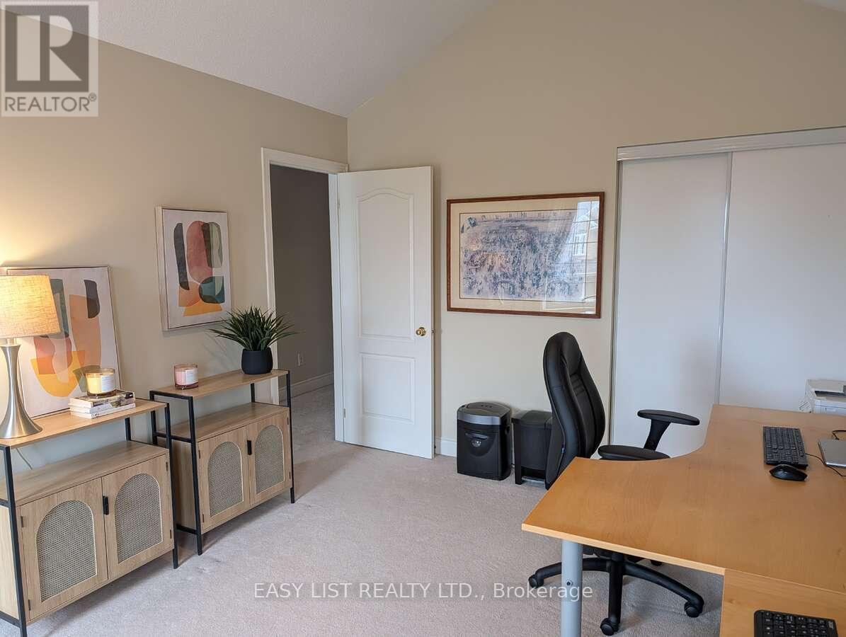 374 Dowson Loop, Newmarket, Ontario  L3X 3G3 - Photo 21 - N12912314