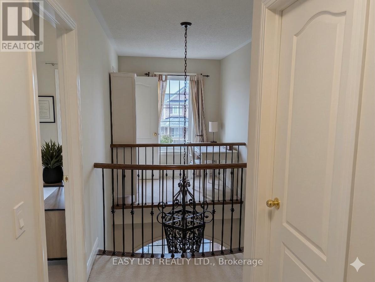 374 Dowson Loop, Newmarket, Ontario  L3X 3G3 - Photo 23 - N12912314