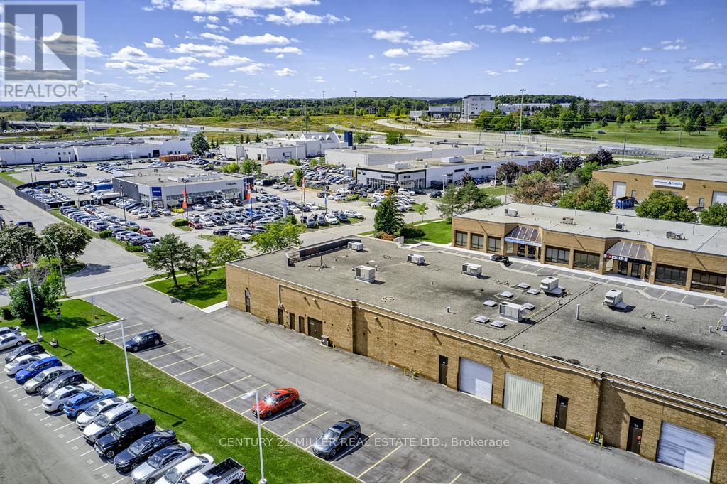 33 - 775 Pacific Road, Oakville, Ontario  L6L 6M4 - Photo 8 - W12908188