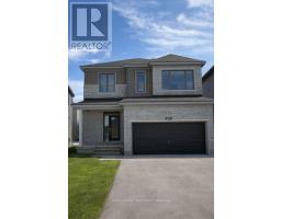 602 GLADE GROVE, Ottawa, Ontario