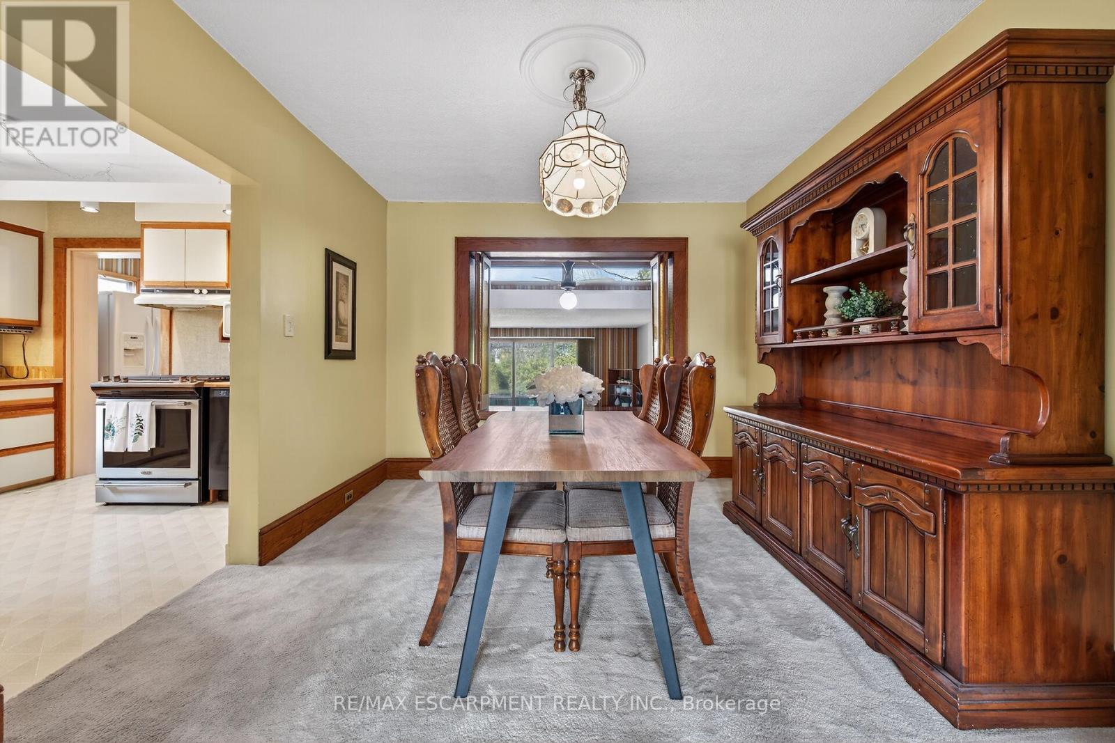 257 Queensdale Avenue E, Hamilton, Ontario  L9A 1L3 - Photo 13 - X12914908