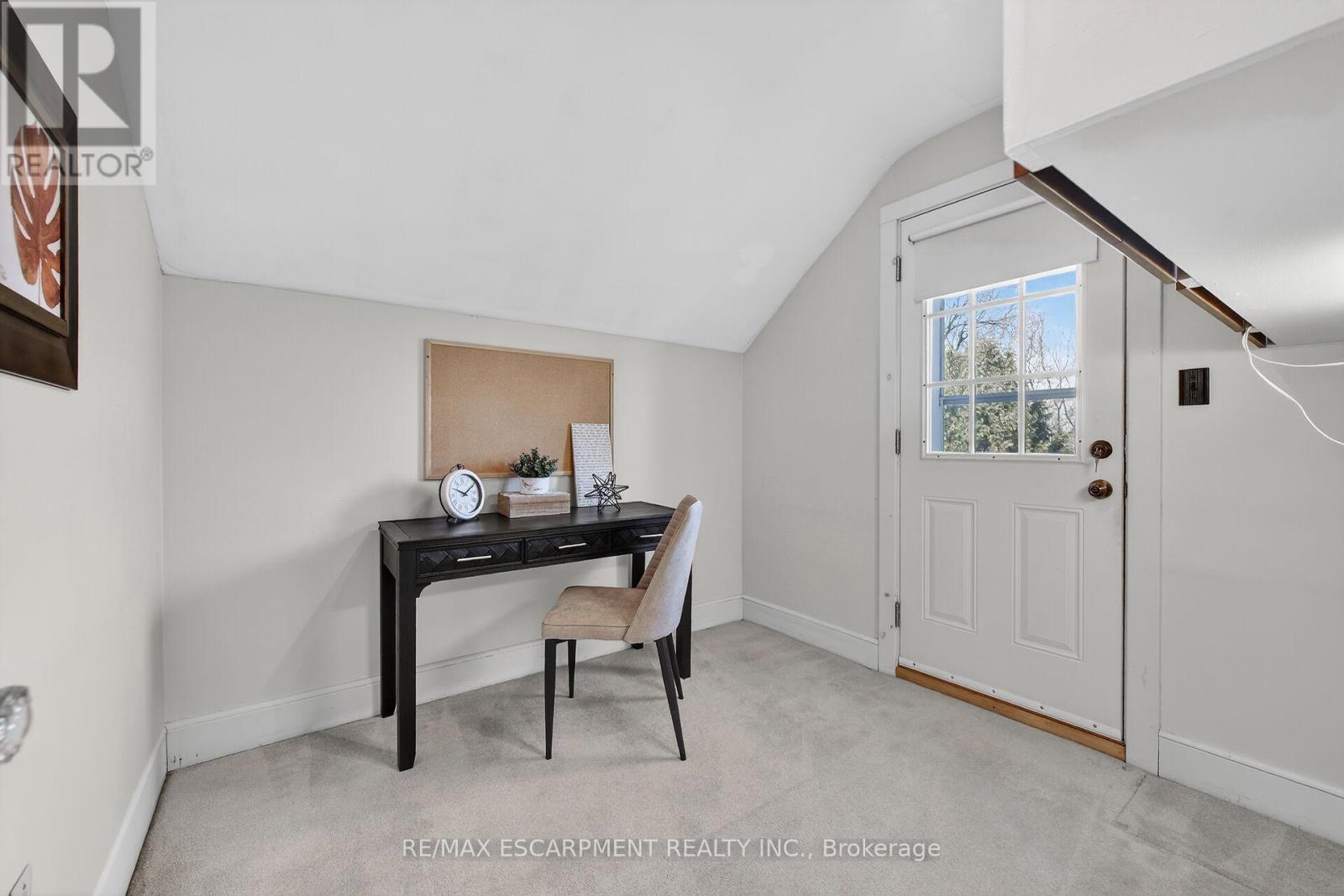 257 Queensdale Avenue E, Hamilton, Ontario  L9A 1L3 - Photo 33 - X12914908