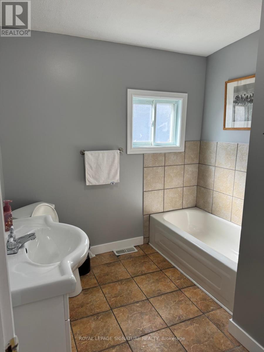 232 Grenfell Street, Hamilton, Ontario  L8H 3H9 - Photo 22 - X12830798