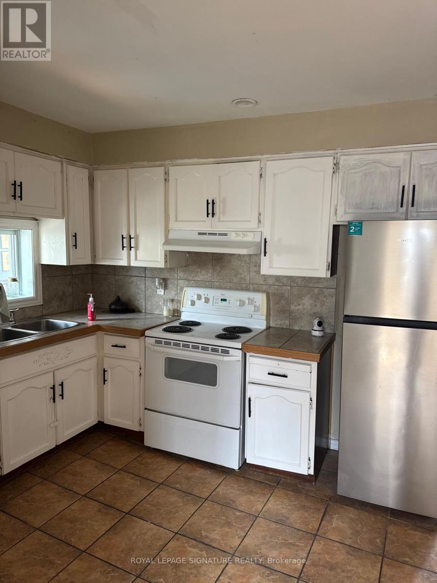 232 Grenfell Street, Hamilton, Ontario  L8H 3H9 - Photo 12 - X12830798