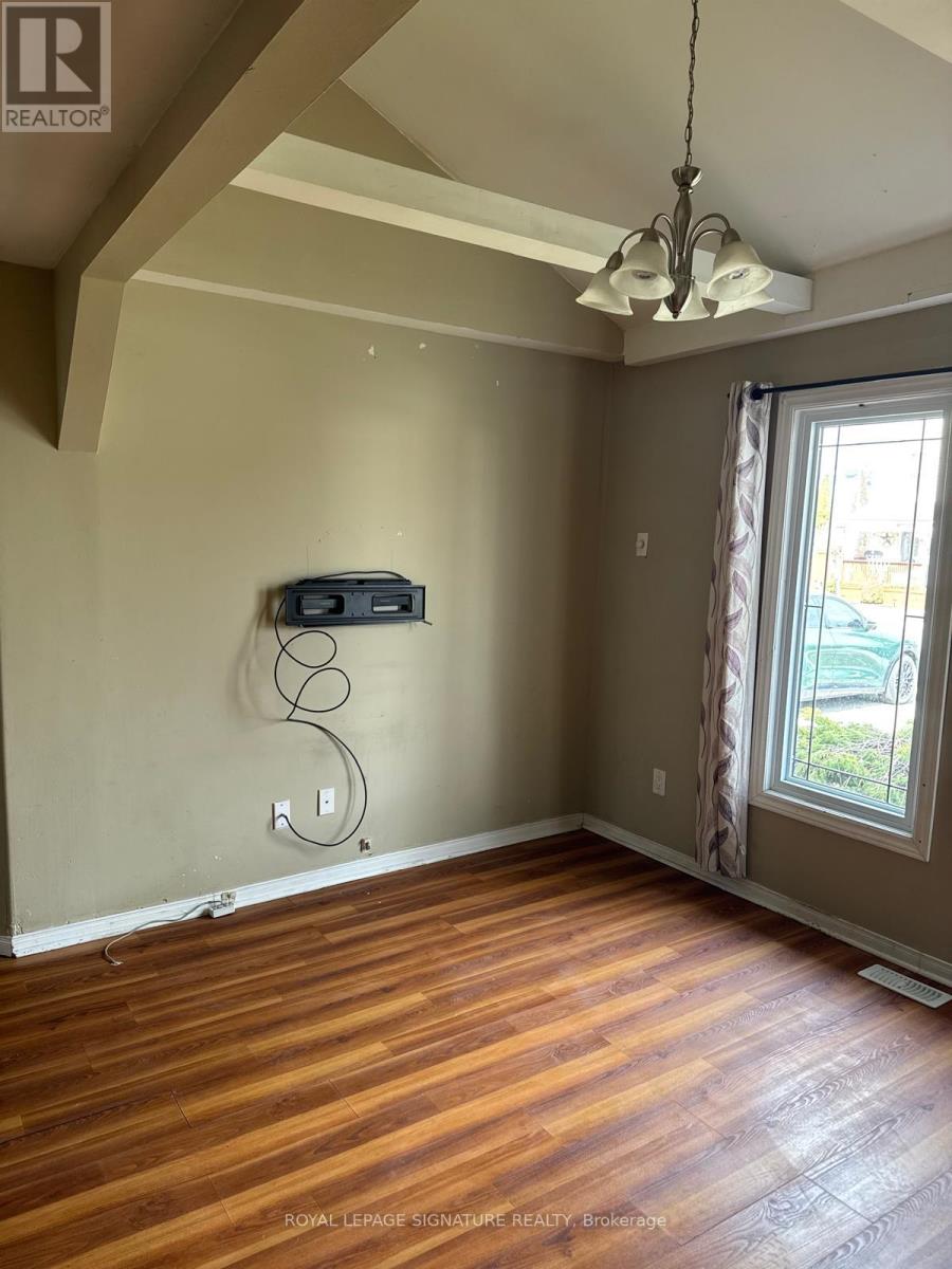 232 Grenfell Street, Hamilton, Ontario  L8H 3H9 - Photo 5 - X12830798