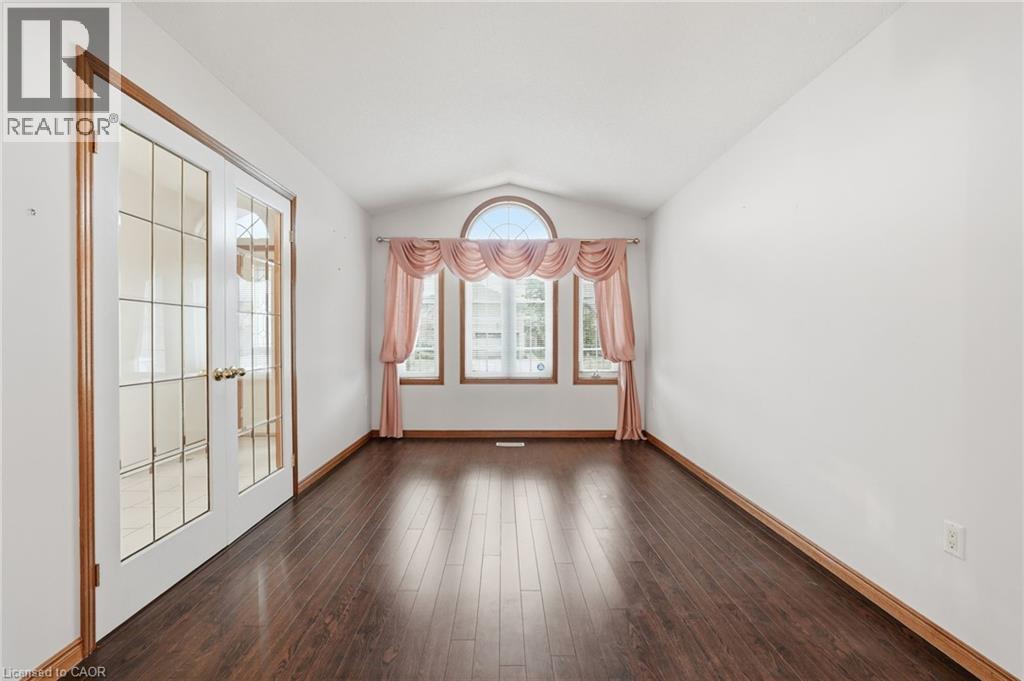 58 Byng Street, Hamilton, Ontario  L9B 2G1 - Photo 8 - 40813474