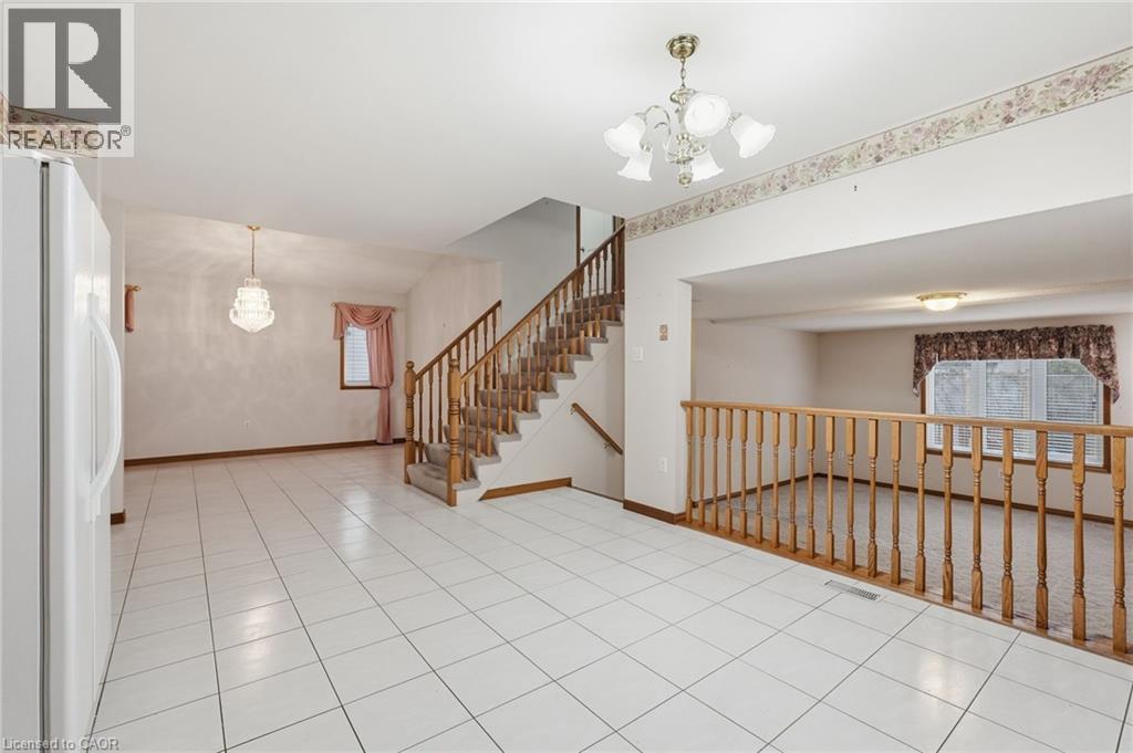 58 Byng Street, Hamilton, Ontario  L9B 2G1 - Photo 17 - 40813474