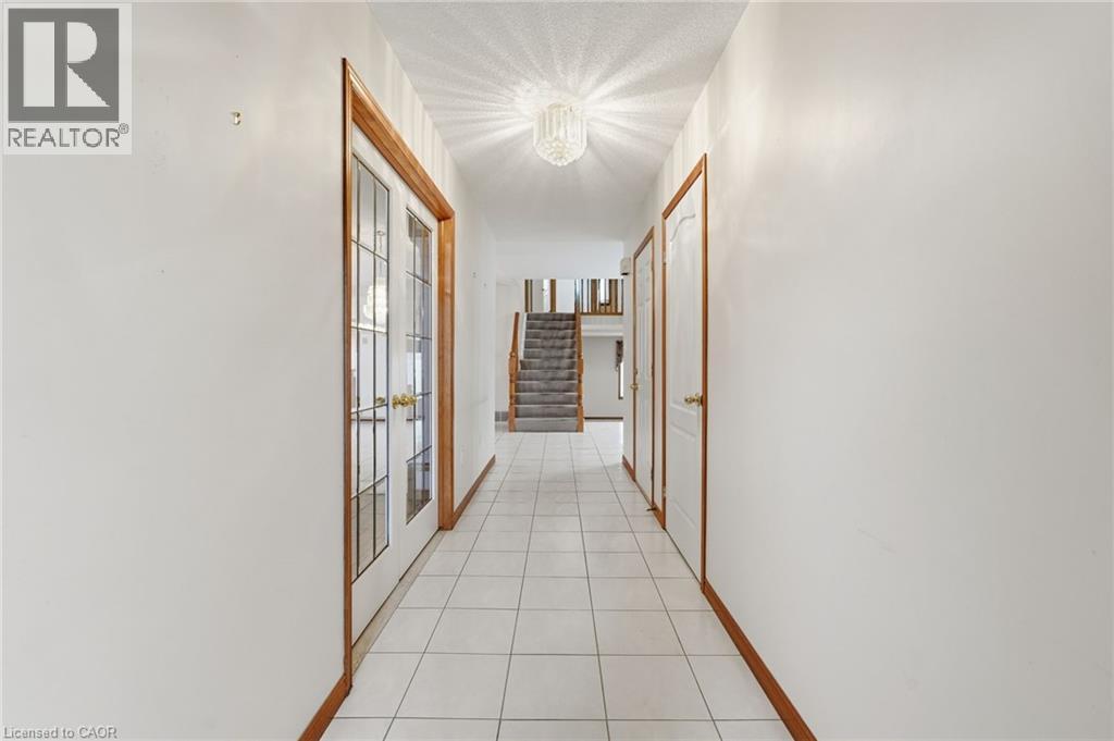 58 Byng Street, Hamilton, Ontario  L9B 2G1 - Photo 7 - 40813474