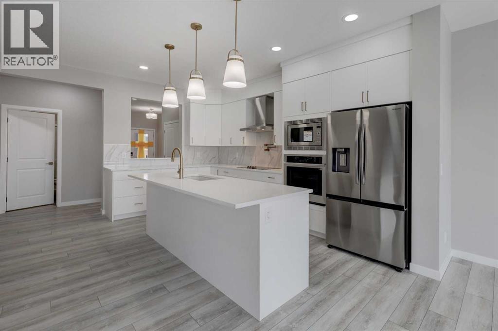 124 Carringvue Place NW, Calgary, Alberta  T3P 2G5 - Photo 3 - A2293009