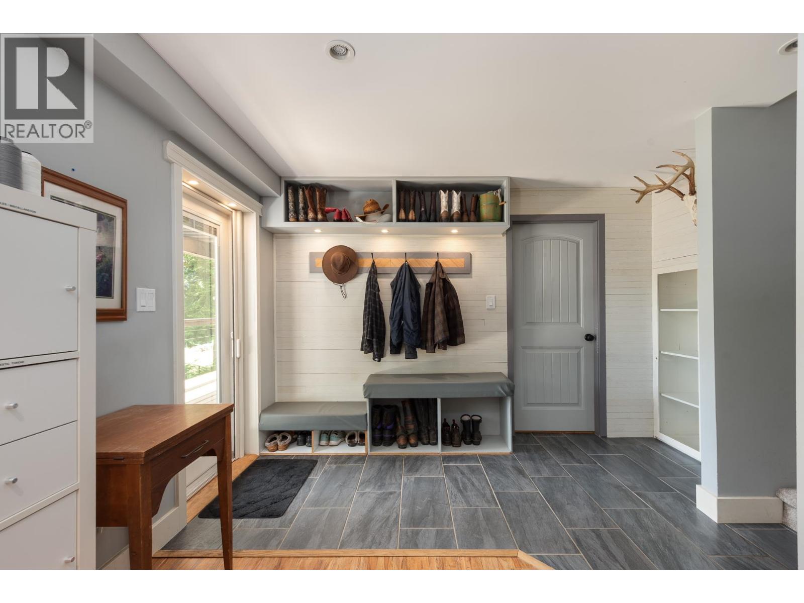 27454 110 Avenue, Maple Ridge, British Columbia  V2W 1P5 - Photo 18 - R3086976