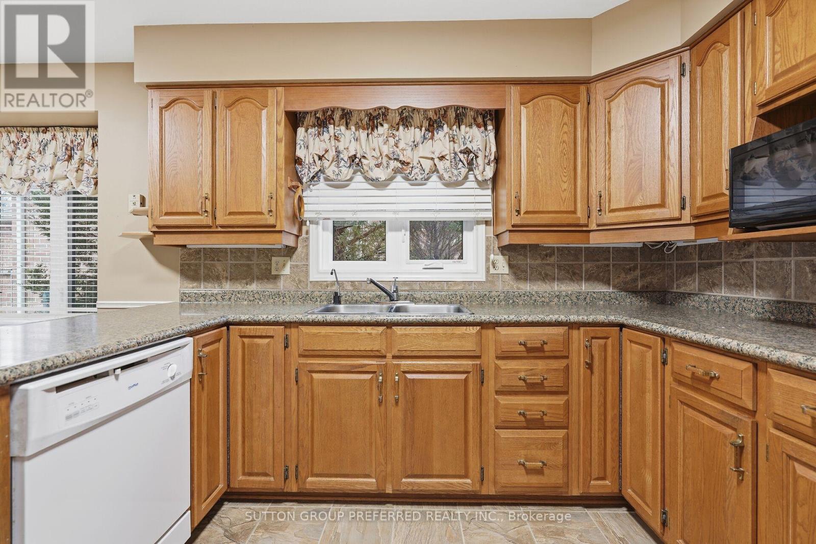 39 - 5 Cadeau Terrace, London South, Ontario  N6K 4H9 - Photo 20 - X12915100