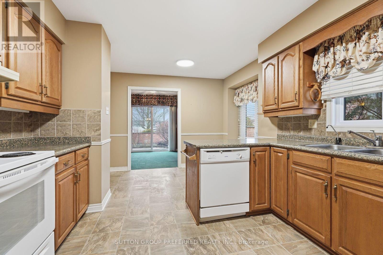 39 - 5 Cadeau Terrace, London South, Ontario  N6K 4H9 - Photo 22 - X12915100