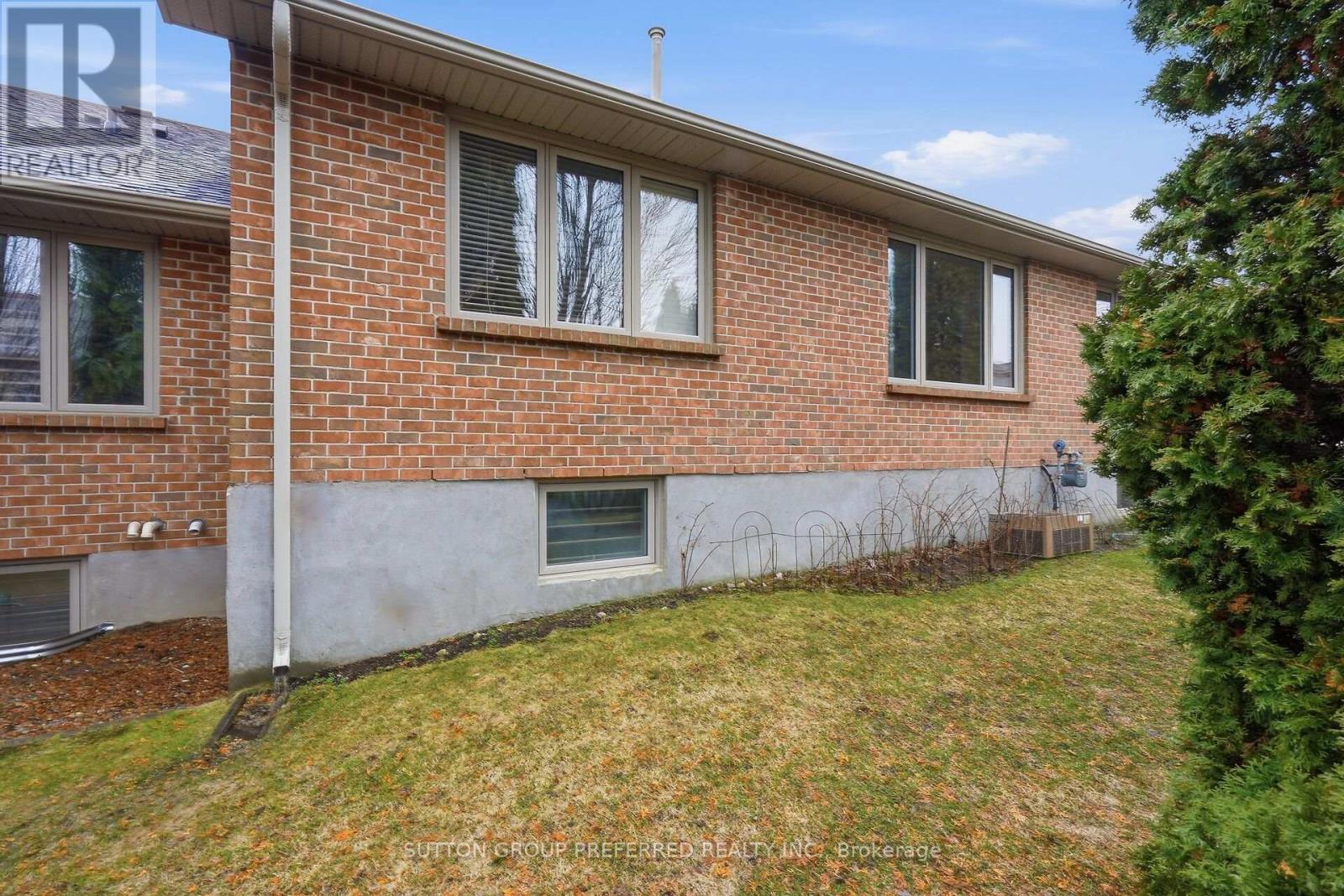 39 - 5 Cadeau Terrace, London South, Ontario  N6K 4H9 - Photo 47 - X12915100