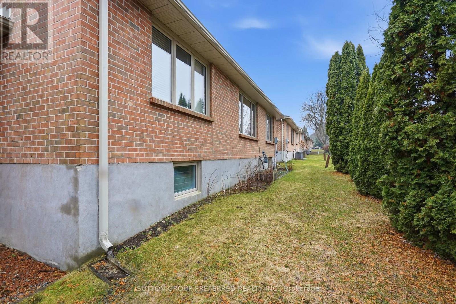 39 - 5 Cadeau Terrace, London South, Ontario  N6K 4H9 - Photo 48 - X12915100