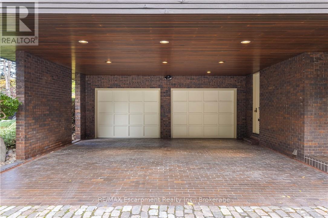 1168 Carey Road, Oakville, Ontario  L6J 2E4 - Photo 33 - W12785298