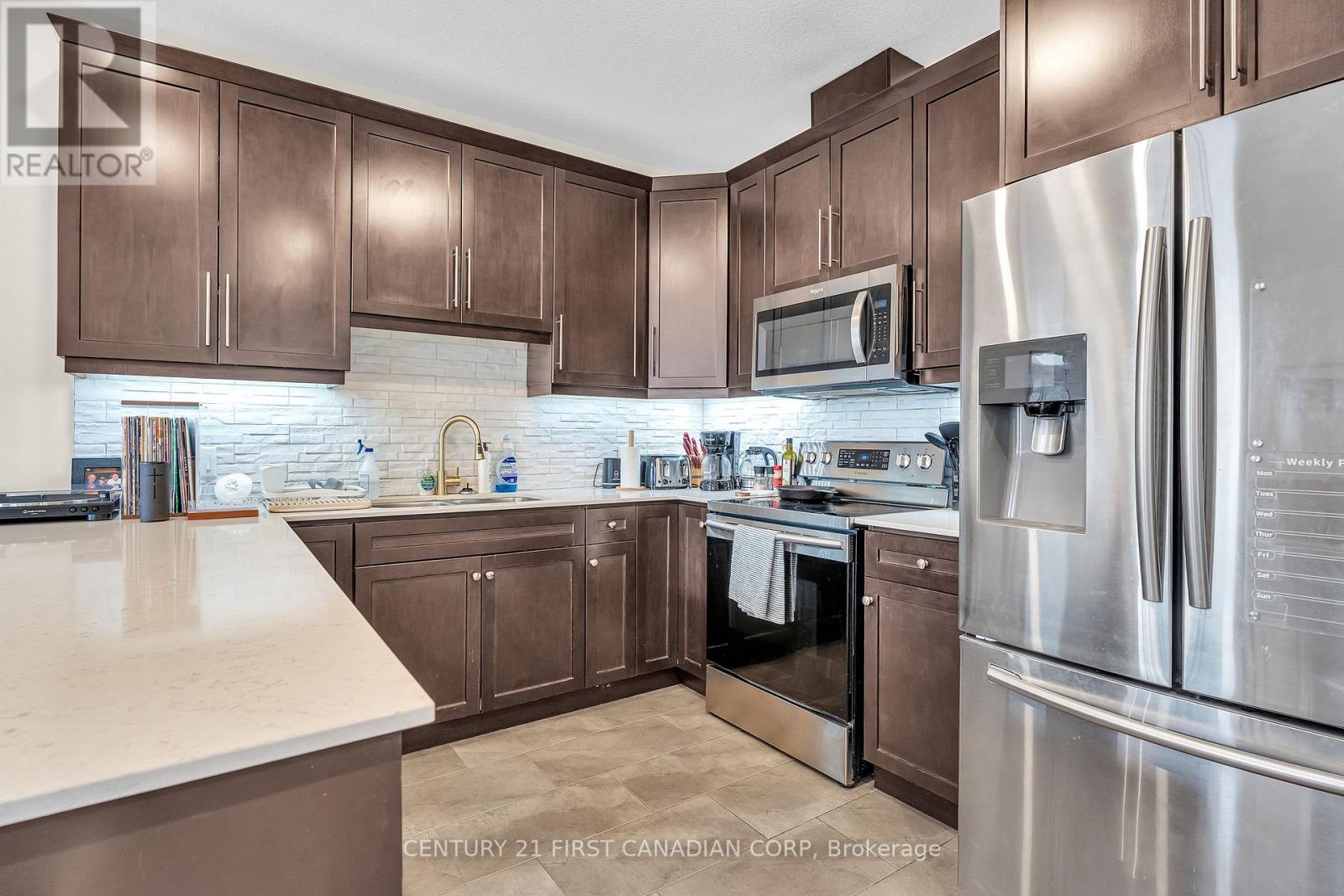 139 - 1960 Dalmagarry Road, London North, Ontario  N6G 0A6 - Photo 10 - X12915150