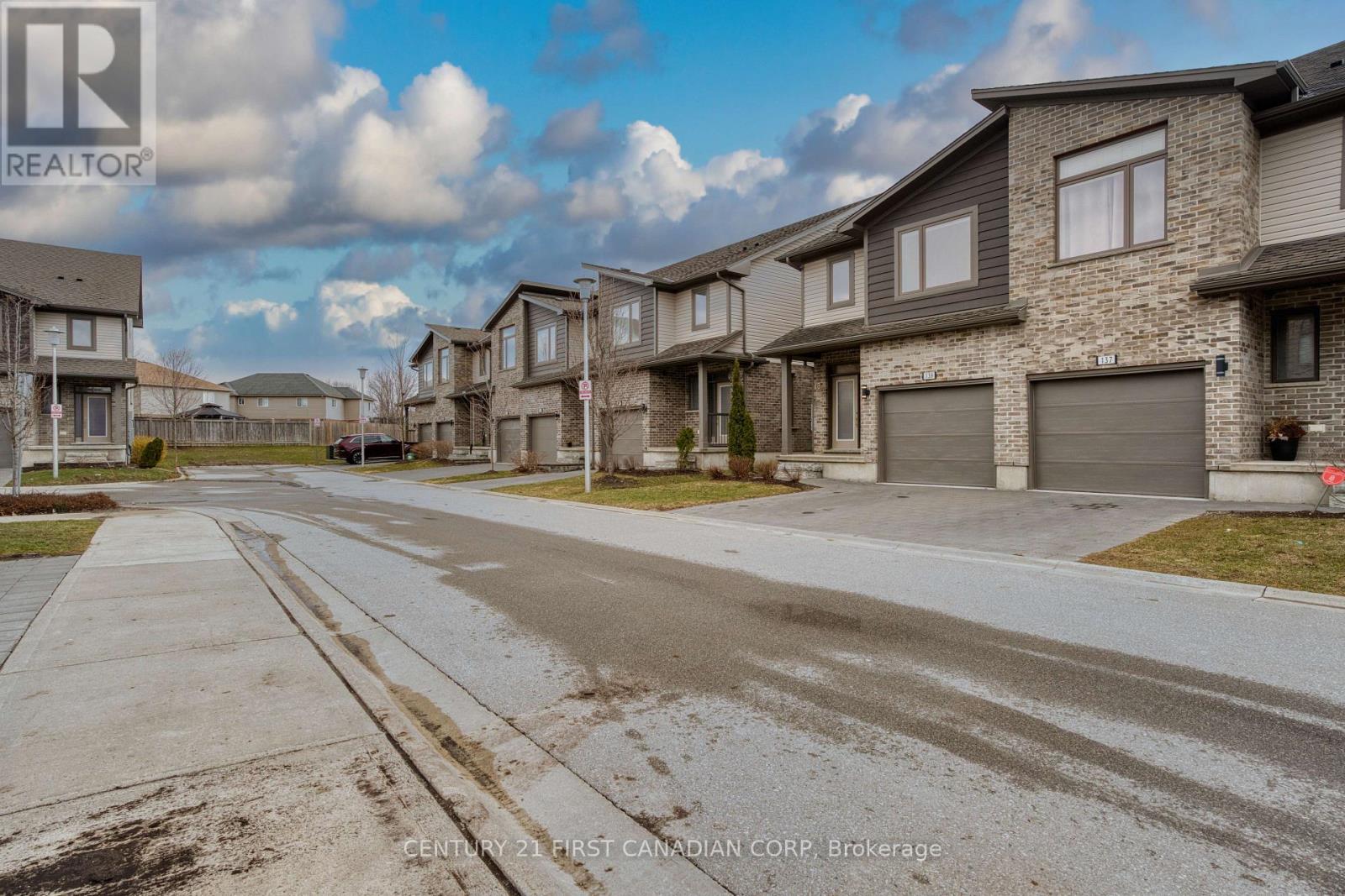 139 - 1960 Dalmagarry Road, London North, Ontario  N6G 0A6 - Photo 2 - X12915150