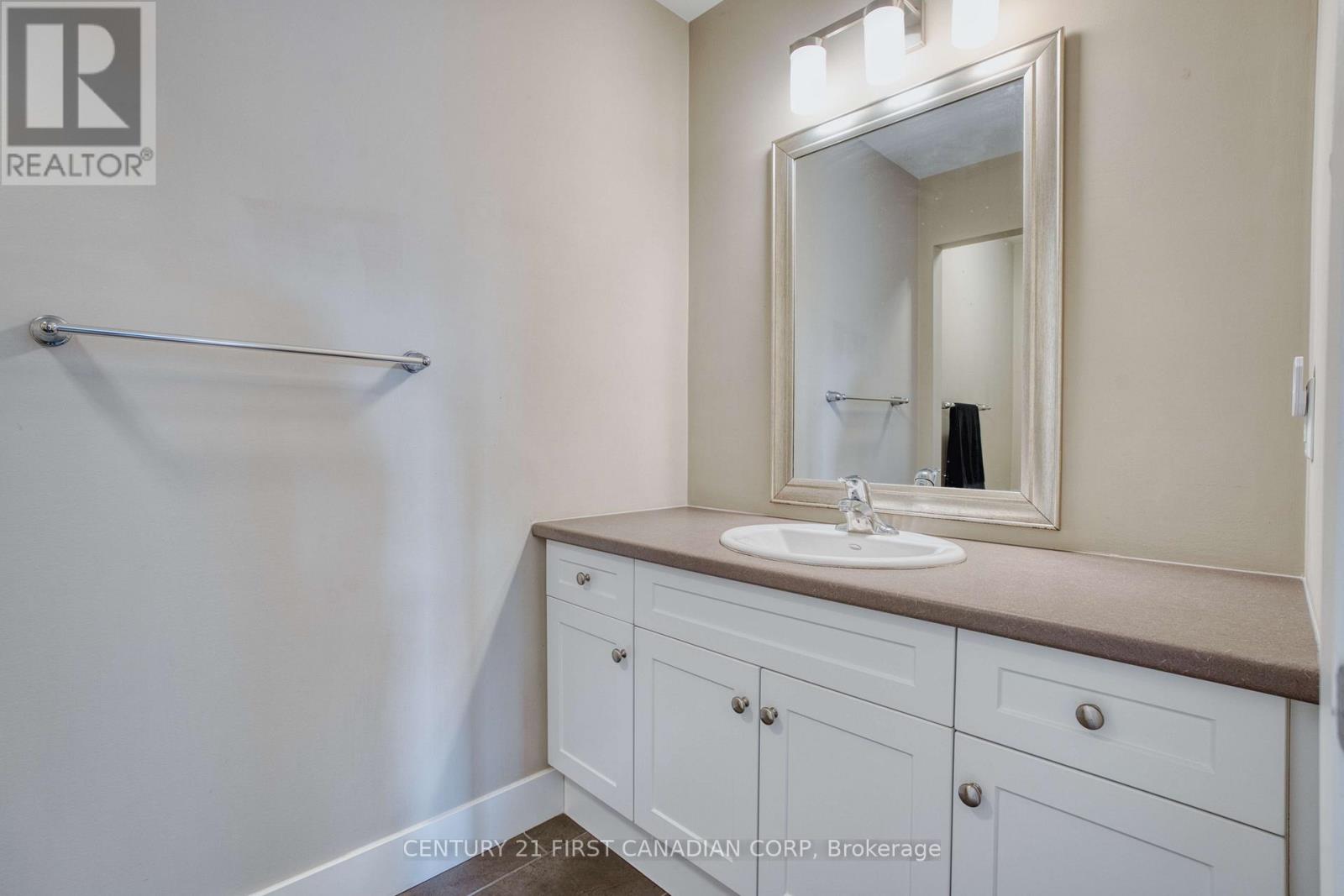 139 - 1960 Dalmagarry Road, London North, Ontario  N6G 0A6 - Photo 25 - X12915150