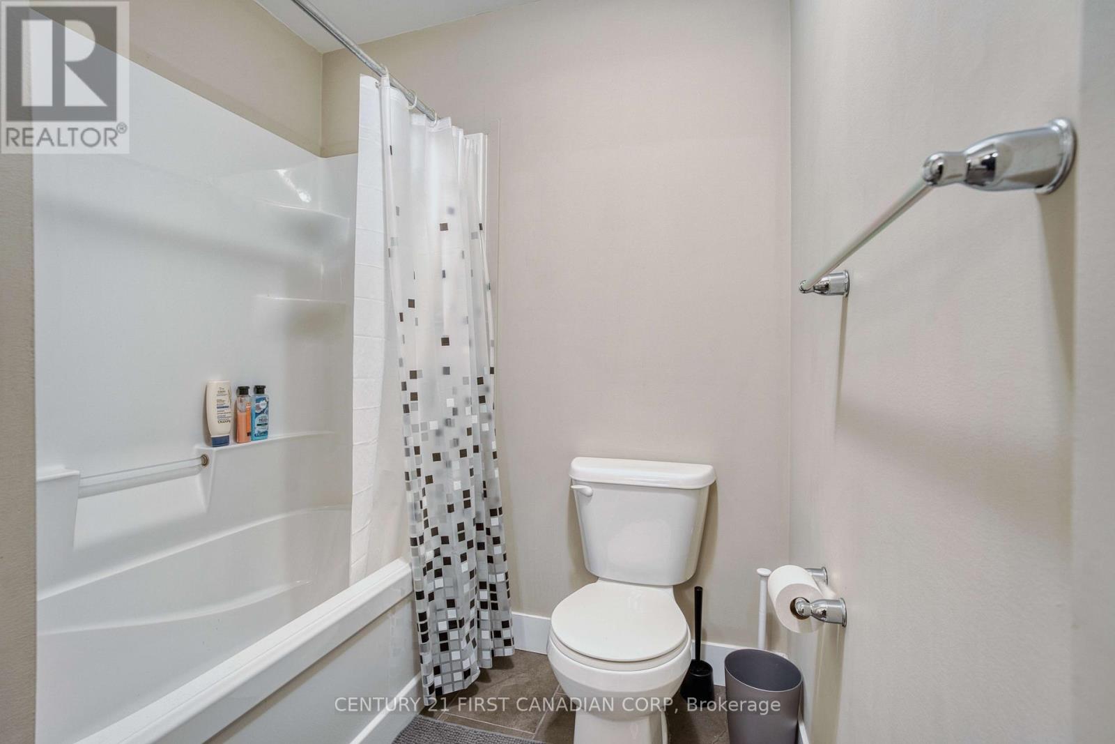 139 - 1960 Dalmagarry Road, London North, Ontario  N6G 0A6 - Photo 26 - X12915150